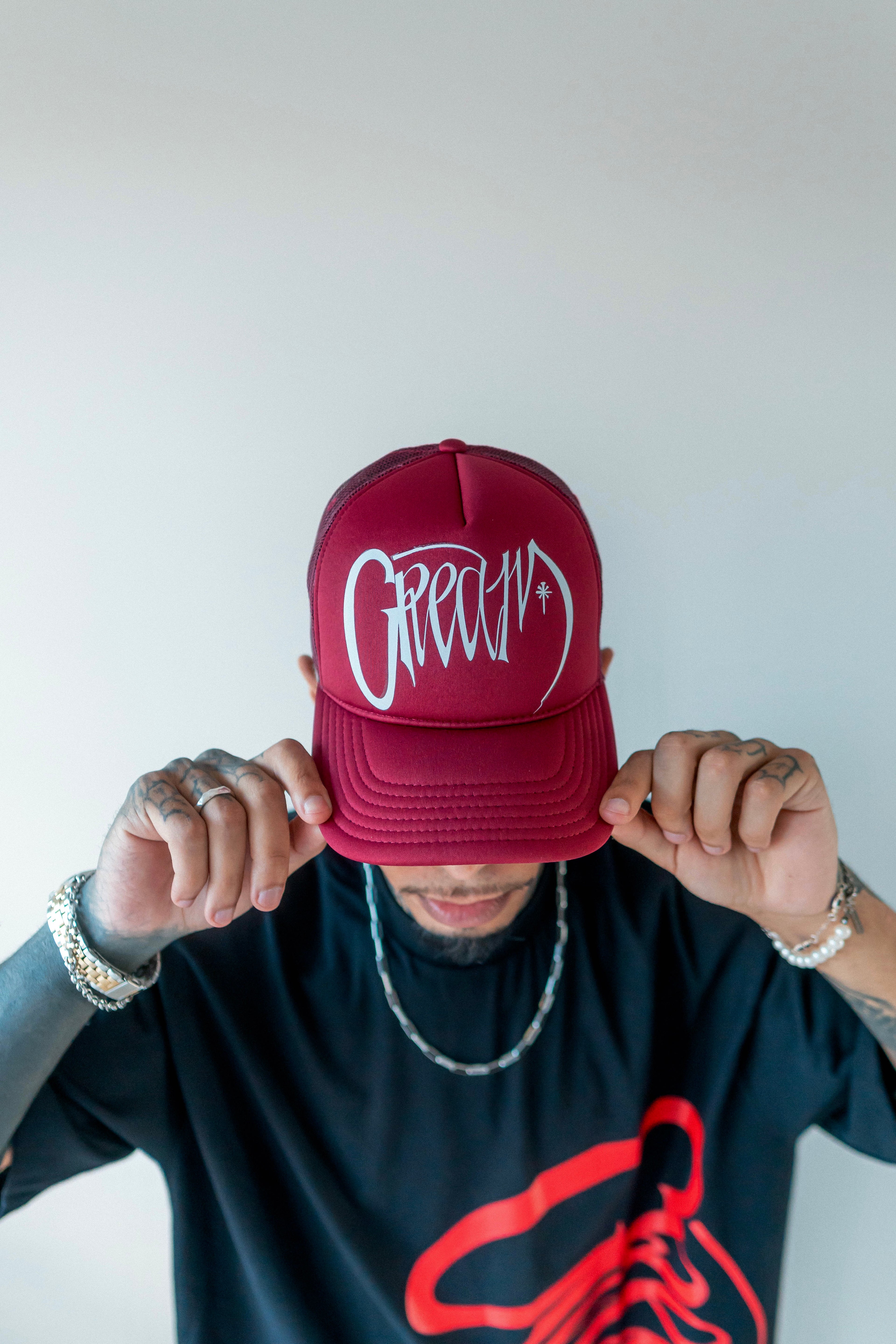GRAPE TRUCKER TAG